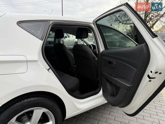 Білий Сеат Leon, об'ємом двигуна 1.6 л та пробігом 180 тис. км за 10700 $, фото 20 на Automoto.ua