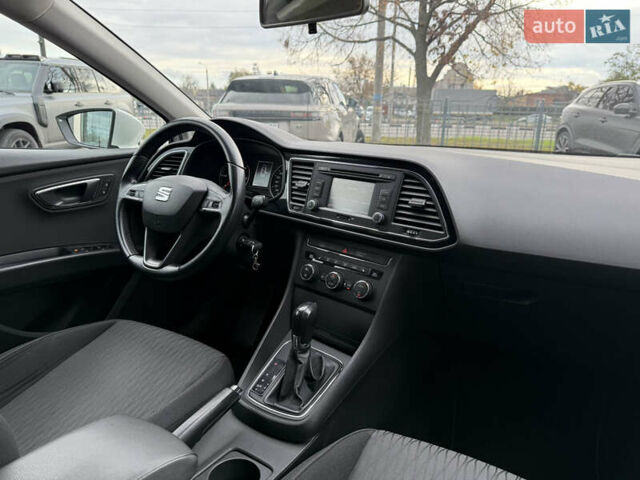 Білий Сеат Leon, об'ємом двигуна 1.6 л та пробігом 180 тис. км за 10700 $, фото 22 на Automoto.ua