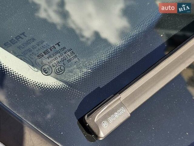 Сеат Леон 2013 в Черкассах на Automoto.ua Белый Сеат Леон, объемом двигателя 1.8 л и пробегом 134 тыс. км за 13400 $, фото 21 на Automoto.ua