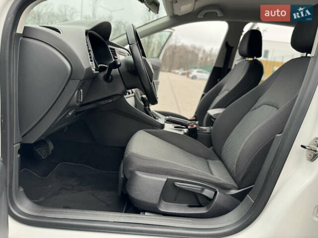 Белый Сеат Леон, объемом двигателя 1.6 л и пробегом 180 тыс. км за 9850 $, фото 36 на Automoto.ua