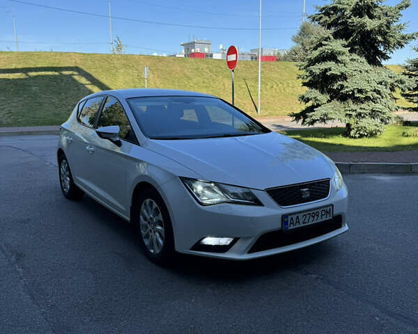 Белый Сеат Леон, объемом двигателя 1.6 л и пробегом 228 тыс. км за 9900 $, фото 22 на Automoto.ua