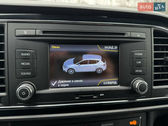 Білий Сеат Leon, об'ємом двигуна 1.6 л та пробігом 180 тис. км за 10499 $, фото 68 на Automoto.ua