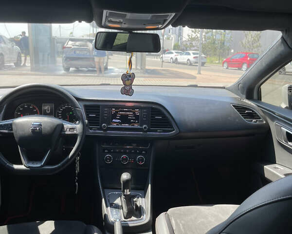 Белый Сеат Леон, объемом двигателя 1.8 л и пробегом 146 тыс. км за 10999 $, фото 14 на Automoto.ua