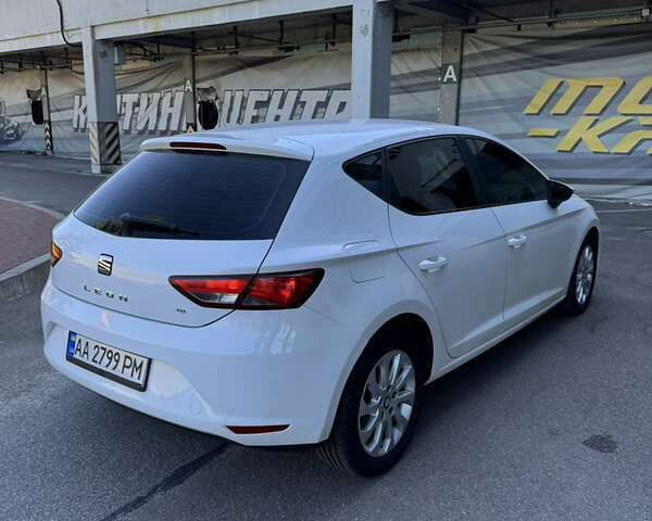 Белый Сеат Леон, объемом двигателя 1.6 л и пробегом 228 тыс. км за 9900 $, фото 23 на Automoto.ua