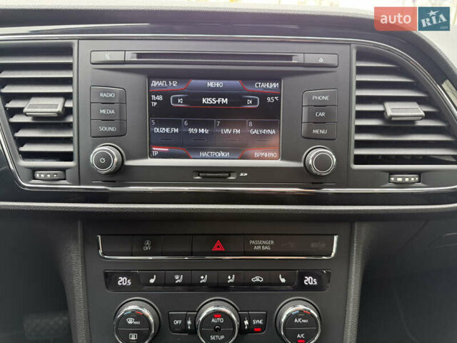 Білий Сеат Leon, об'ємом двигуна 1.6 л та пробігом 180 тис. км за 10700 $, фото 15 на Automoto.ua