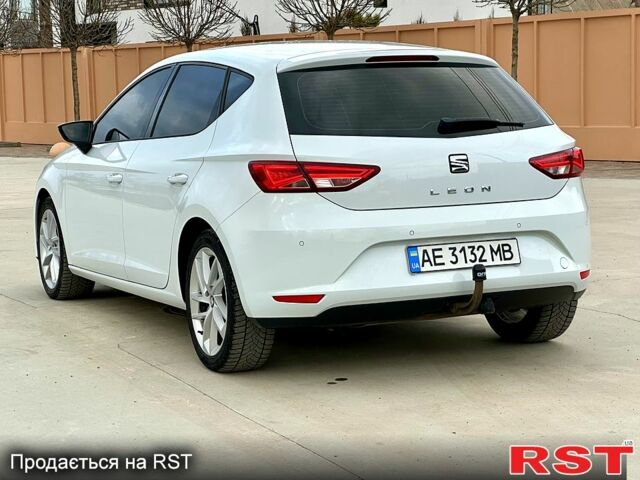 Білий Сеат Leon, об'ємом двигуна 1.4 л та пробігом 203 тис. км за 7900 $, фото 3 на Automoto.ua