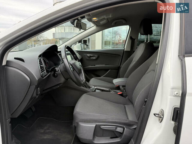 Білий Сеат Leon, об'ємом двигуна 1.6 л та пробігом 180 тис. км за 10700 $, фото 9 на Automoto.ua