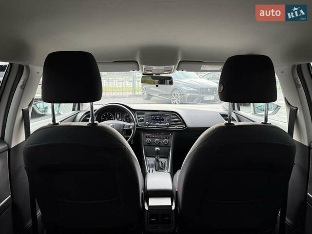 Білий Сеат Leon, об'ємом двигуна 1.6 л та пробігом 180 тис. км за 10700 $, фото 18 на Automoto.ua
