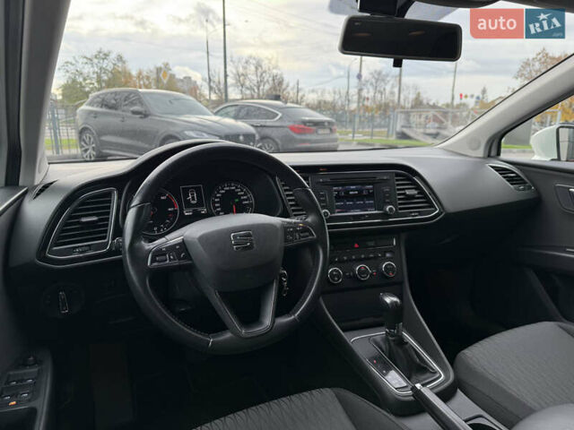 Білий Сеат Leon, об'ємом двигуна 1.6 л та пробігом 180 тис. км за 10700 $, фото 11 на Automoto.ua