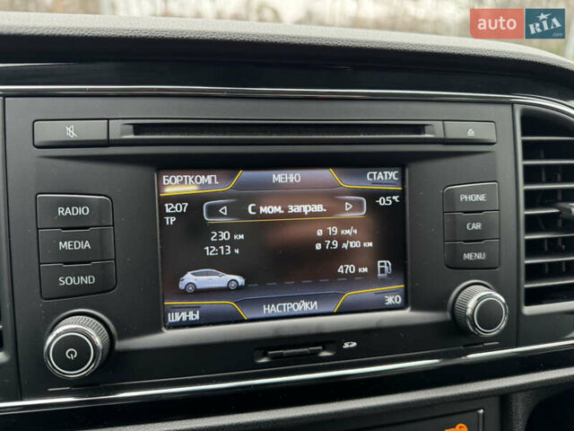 Белый Сеат Леон, объемом двигателя 1.6 л и пробегом 180 тыс. км за 9699 $, фото 66 на Automoto.ua