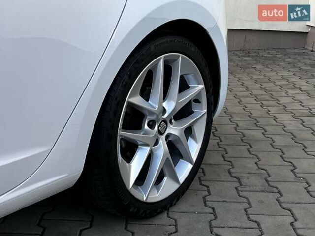 Білий Сеат Leon, об'ємом двигуна 1.4 л та пробігом 190 тис. км за 14999 $, фото 39 на Automoto.ua