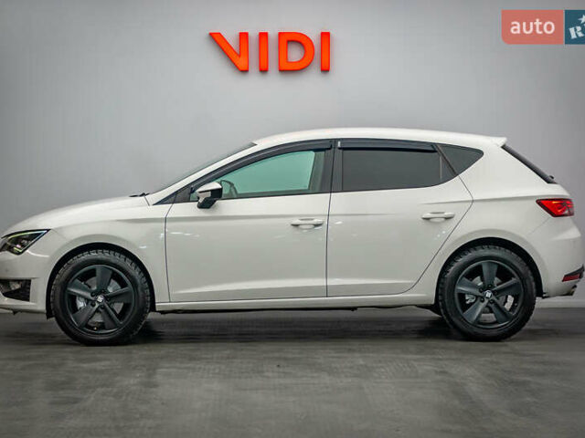 Белый Сеат Леон, объемом двигателя 1.8 л и пробегом 223 тыс. км за 10650 $, фото 2 на Automoto.ua