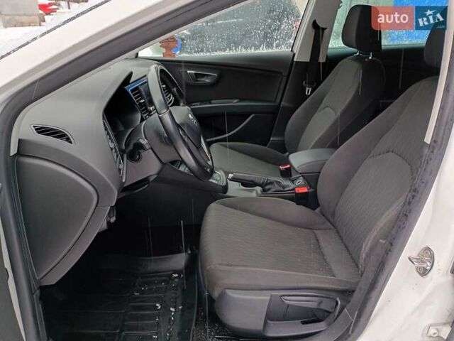 Белый Сеат Леон, объемом двигателя 1.4 л и пробегом 227 тыс. км за 7700 $, фото 11 на Automoto.ua