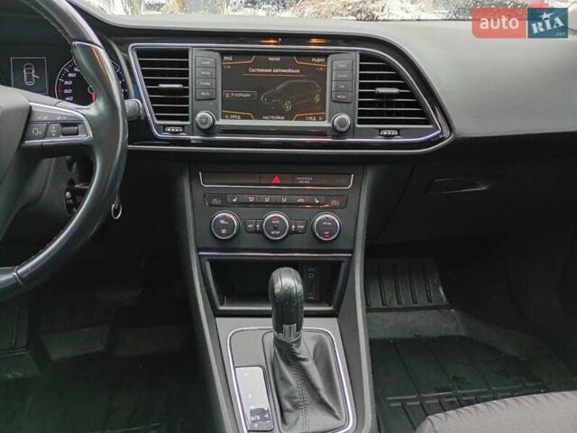 Белый Сеат Леон, объемом двигателя 1.4 л и пробегом 227 тыс. км за 7700 $, фото 19 на Automoto.ua