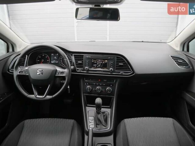 Білий Сеат Leon, об'ємом двигуна 1.6 л та пробігом 137 тис. км за 11500 $, фото 11 на Automoto.ua