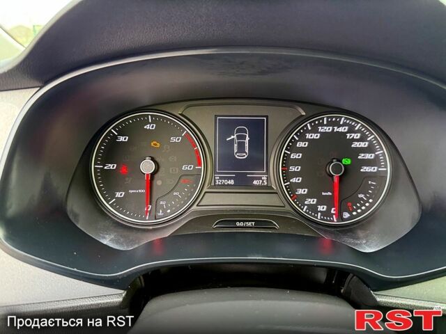 Белый Сеат Леон, объемом двигателя 2 л и пробегом 327 тыс. км за 9879 $, фото 4 на Automoto.ua