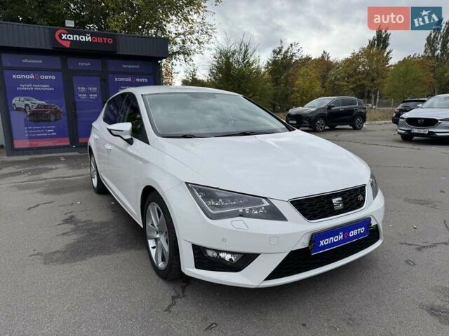 Білий Сеат Leon, об'ємом двигуна 1.97 л та пробігом 112 тис. км за 16400 $, фото 2 на Automoto.ua
