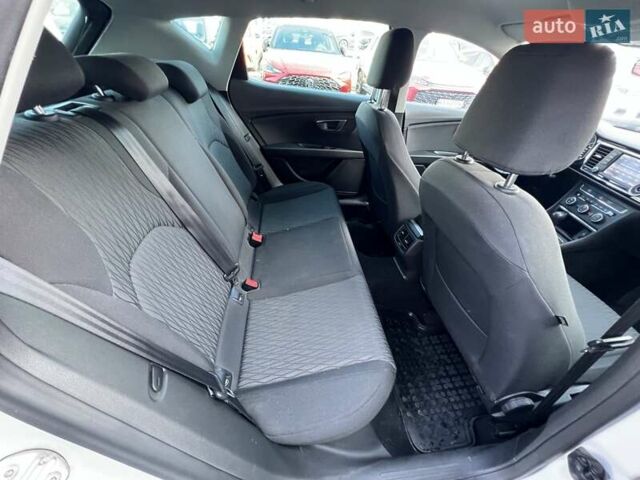 Белый Сеат Леон, объемом двигателя 1.6 л и пробегом 165 тыс. км за 13906 $, фото 20 на Automoto.ua