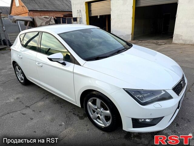 Белый Сеат Леон, объемом двигателя 2 л и пробегом 327 тыс. км за 9879 $, фото 7 на Automoto.ua