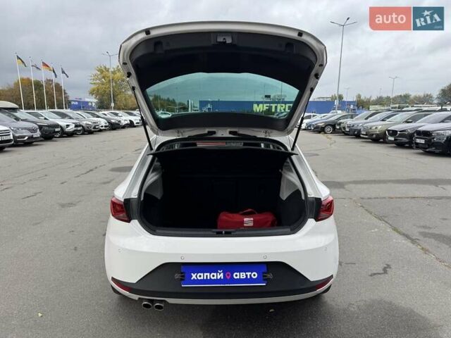 Білий Сеат Leon, об'ємом двигуна 1.97 л та пробігом 112 тис. км за 16400 $, фото 8 на Automoto.ua