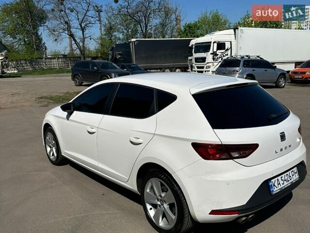 Белый Сеат Леон, объемом двигателя 1.8 л и пробегом 90 тыс. км за 15000 $, фото 5 на Automoto.ua