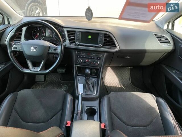 Білий Сеат Leon, об'ємом двигуна 1.97 л та пробігом 112 тис. км за 16500 $, фото 12 на Automoto.ua