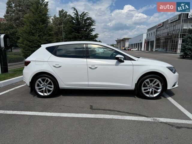 Білий Сеат Leon, об'ємом двигуна 1.4 л та пробігом 130 тис. км за 11900 $, фото 3 на Automoto.ua