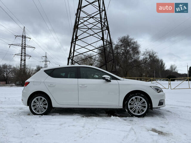 Белый Сеат Леон, объемом двигателя 1.8 л и пробегом 50 тыс. км за 19000 $, фото 3 на Automoto.ua