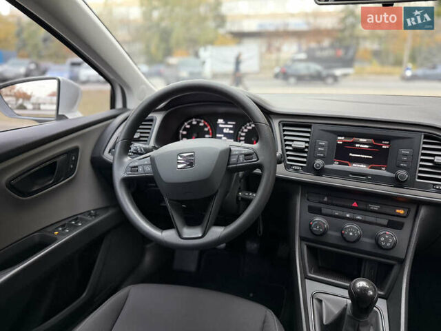 Белый Сеат Леон, объемом двигателя 1.4 л и пробегом 55 тыс. км за 16500 $, фото 28 на Automoto.ua