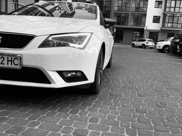 Сеат Leon 2016 у Калуше на Automoto.ua Білий Сеат Leon, об'ємом двигуна 1.2 л та пробігом 119 тис. км за 12400 $, фото 1 на Automoto.ua