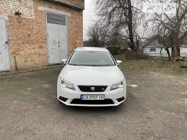 Білий Сеат Leon, об'ємом двигуна 1.6 л та пробігом 240 тис. км за 10900 $, фото 1 на Automoto.ua