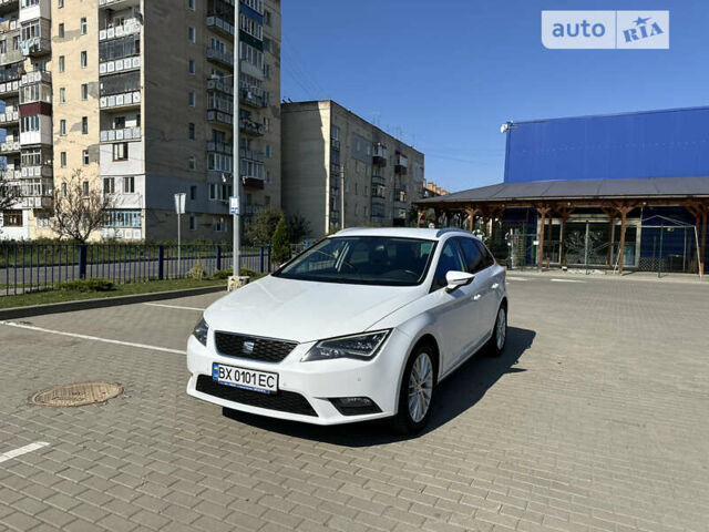 Белый Сеат Леон, объемом двигателя 1.6 л и пробегом 280 тыс. км за 10500 $, фото 1 на Automoto.ua