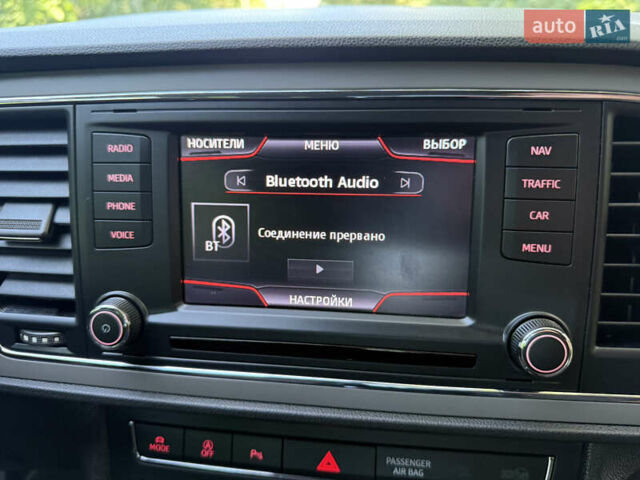 Белый Сеат Леон, объемом двигателя 1.97 л и пробегом 207 тыс. км за 15999 $, фото 7 на Automoto.ua