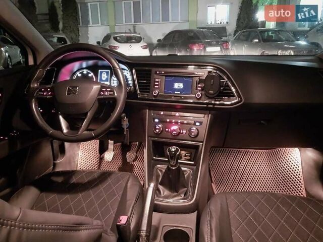 Белый Сеат Леон, объемом двигателя 1.6 л и пробегом 267 тыс. км за 10500 $, фото 26 на Automoto.ua