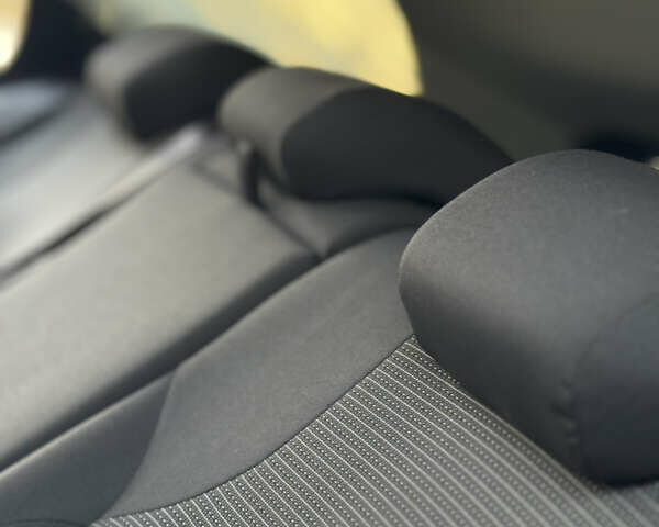 Білий Сеат Leon, об'ємом двигуна 1.5 л та пробігом 150 тис. км за 15000 $, фото 74 на Automoto.ua