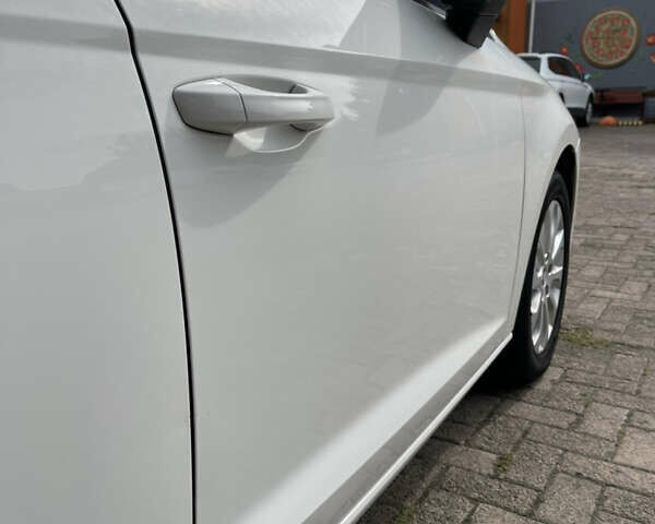 Білий Сеат Leon, об'ємом двигуна 1.6 л та пробігом 208 тис. км за 10700 $, фото 20 на Automoto.ua