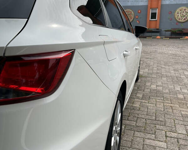 Білий Сеат Leon, об'ємом двигуна 1.6 л та пробігом 208 тис. км за 10700 $, фото 15 на Automoto.ua