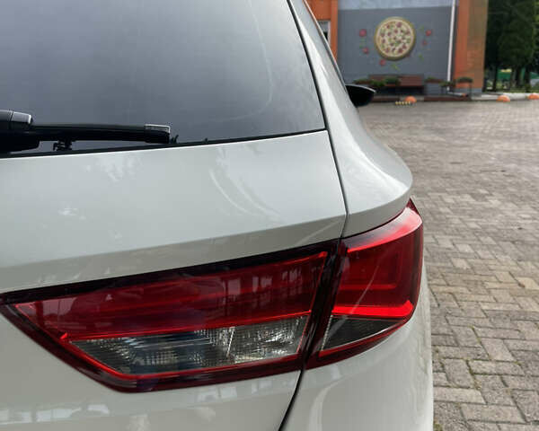 Білий Сеат Leon, об'ємом двигуна 1.6 л та пробігом 208 тис. км за 10700 $, фото 14 на Automoto.ua