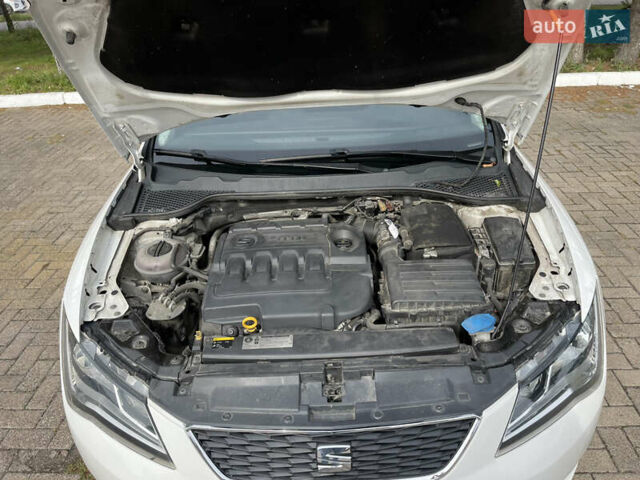 Білий Сеат Leon, об'ємом двигуна 1.6 л та пробігом 208 тис. км за 10700 $, фото 64 на Automoto.ua