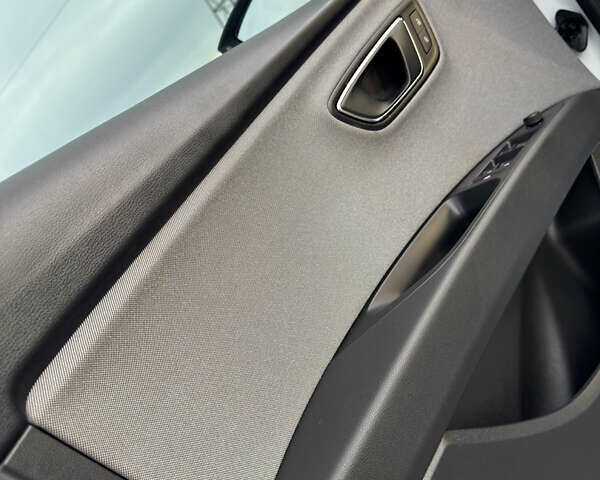 Білий Сеат Leon, об'ємом двигуна 1.5 л та пробігом 150 тис. км за 15000 $, фото 80 на Automoto.ua
