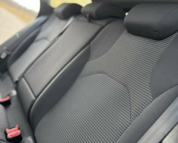 Білий Сеат Leon, об'ємом двигуна 1.5 л та пробігом 150 тис. км за 15000 $, фото 75 на Automoto.ua