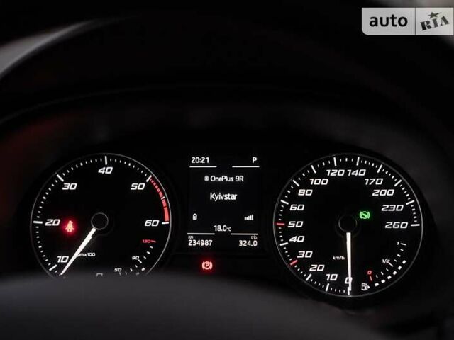 Белый Сеат Леон, об'ємом двигуна 2 л та пробігом 235 тис. км за 14700 $, фото 12 на Automoto.ua