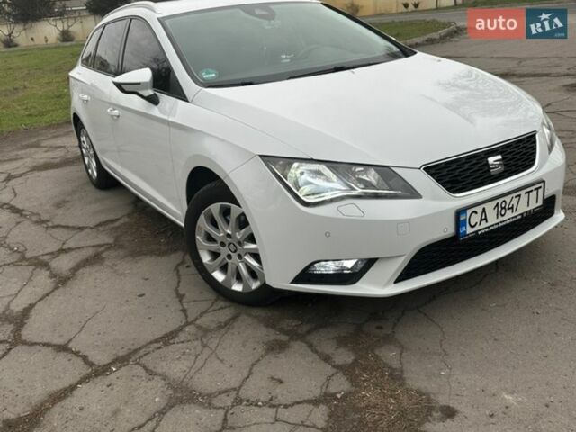 Белый Сеат Леон, объемом двигателя 1.6 л и пробегом 216 тыс. км за 11300 $, фото 2 на Automoto.ua