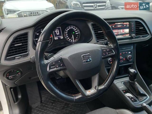 Білий Сеат Leon, об'ємом двигуна 1.97 л та пробігом 168 тис. км за 13500 $, фото 14 на Automoto.ua