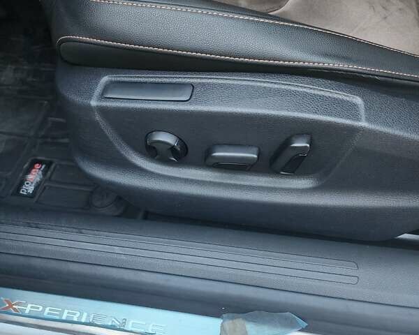 Белый Сеат Леон, объемом двигателя 1.97 л и пробегом 79 тыс. км за 17900 $, фото 8 на Automoto.ua