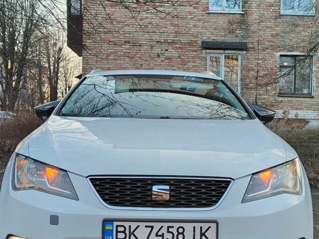 Білий Сеат Leon, об'ємом двигуна 1.6 л та пробігом 252 тис. км за 10300 $, фото 19 на Automoto.ua