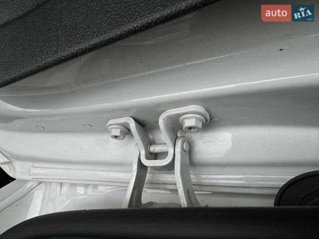 Белый Сеат Леон, объемом двигателя 1.4 л и пробегом 109 тыс. км за 14300 $, фото 67 на Automoto.ua