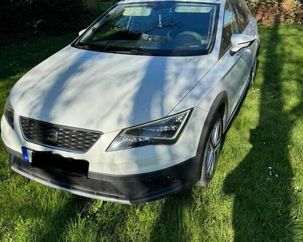 Білий Сеат Leon, об'ємом двигуна 1.97 л та пробігом 198 тис. км за 11500 $, фото 2 на Automoto.ua