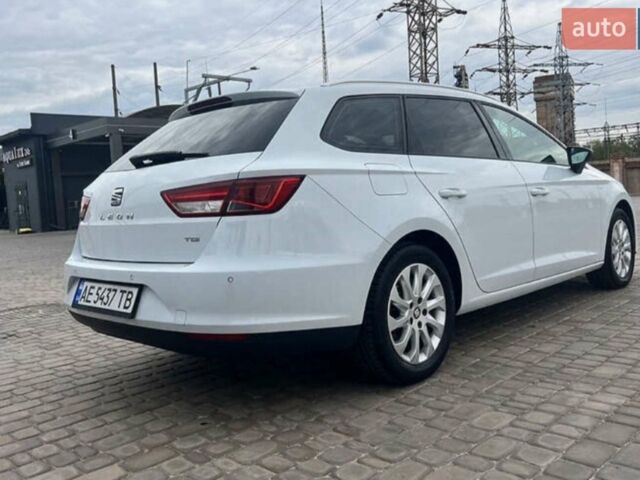 Білий Сеат Leon, об'ємом двигуна 1.6 л та пробігом 249 тис. км за 11300 $, фото 2 на Automoto.ua