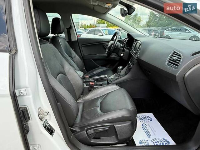 Белый Сеат Леон, объемом двигателя 2 л и пробегом 263 тыс. км за 12000 $, фото 24 на Automoto.ua